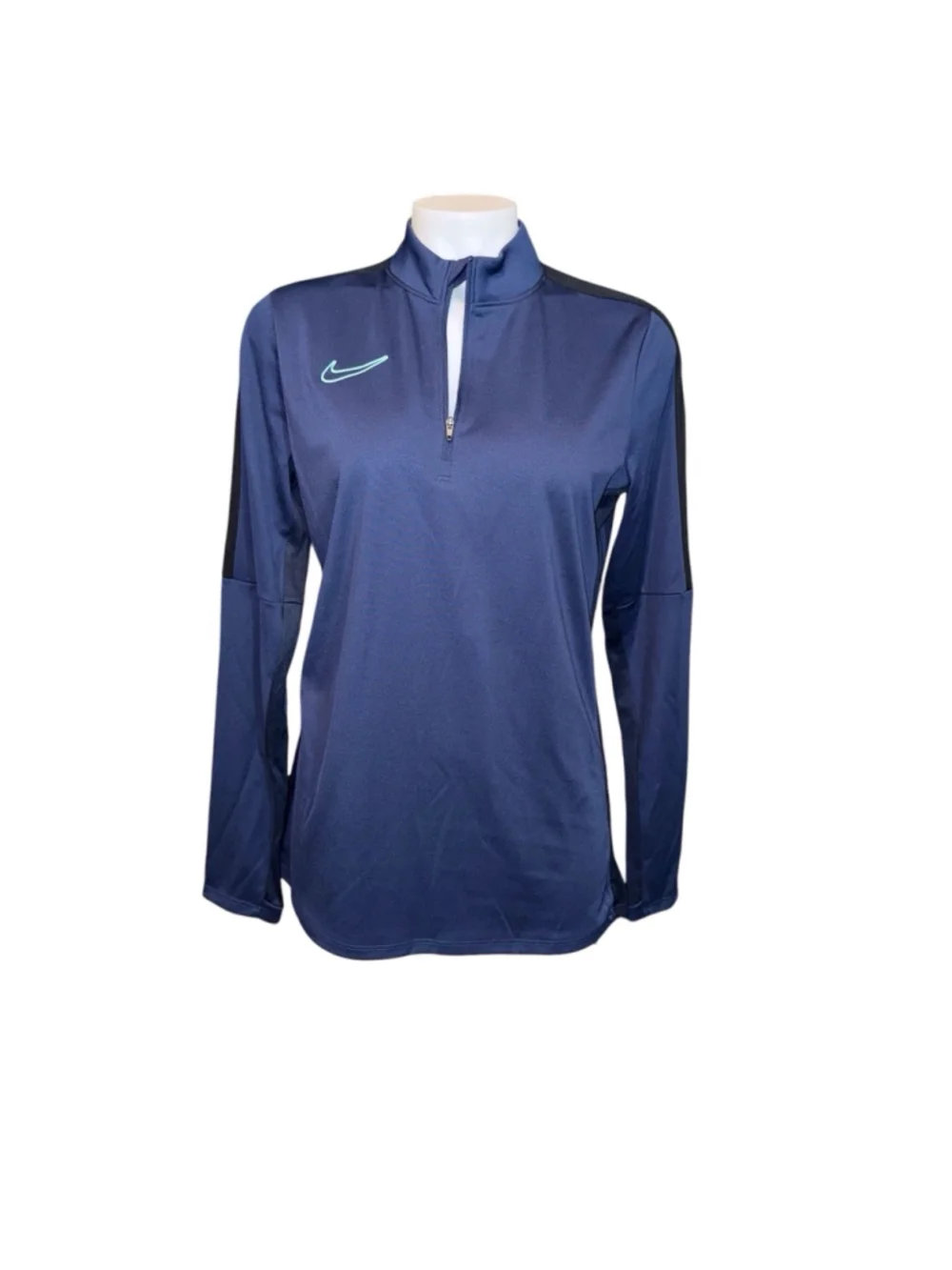 Women's Nike Blue dri fit 1/2 zip Training Top Size m